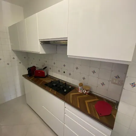 Maison Rosalie * Гаэта